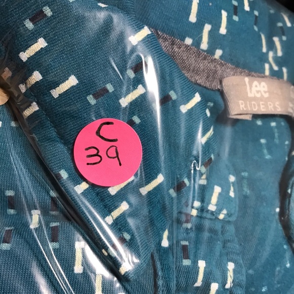 Riders By Lee Women’s Top Size 2X Color Blue/White Short Sleeve 100% Cotton. - Picture 12 of 12